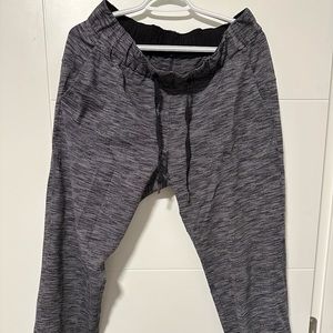 Lululemon on the fly pants